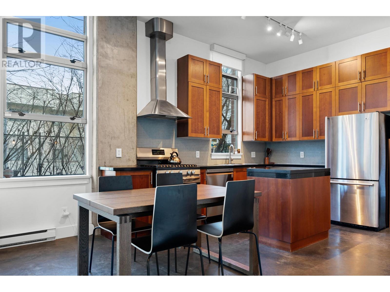 Listing Picture 24 of 40 : 113 2635 PRINCE EDWARD STREET, Vancouver / 溫哥華 - 魯藝地產 Yvonne Lu Group - MLS Medallion Club Member