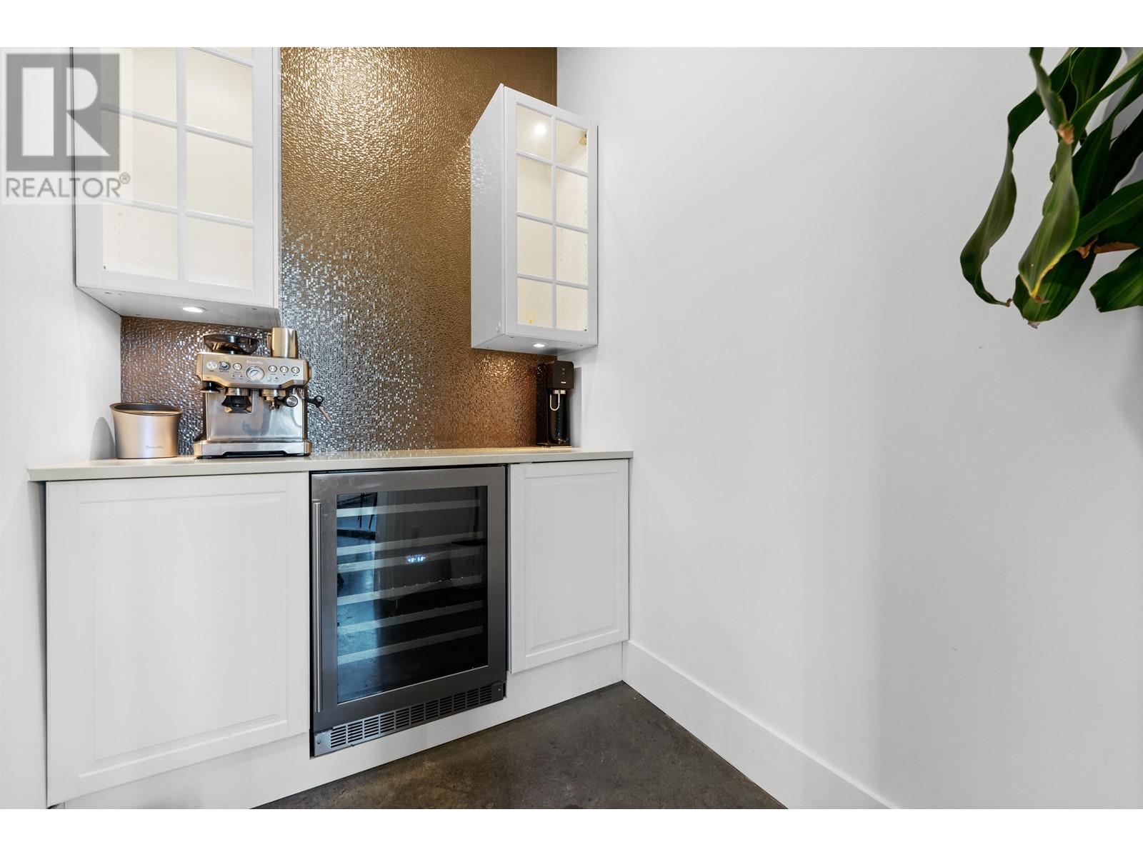 Listing Picture 31 of 40 : 113 2635 PRINCE EDWARD STREET, Vancouver / 溫哥華 - 魯藝地產 Yvonne Lu Group - MLS Medallion Club Member