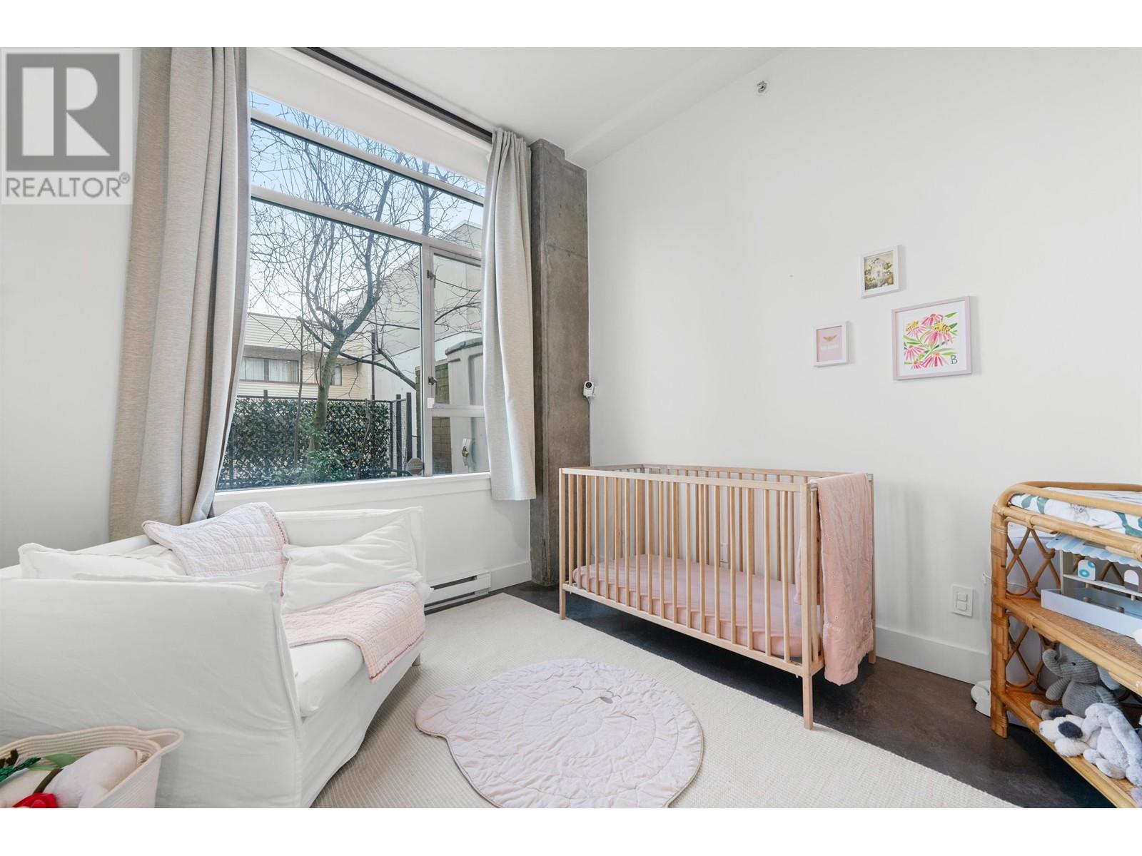 Listing Picture 37 of 40 : 113 2635 PRINCE EDWARD STREET, Vancouver / 溫哥華 - 魯藝地產 Yvonne Lu Group - MLS Medallion Club Member