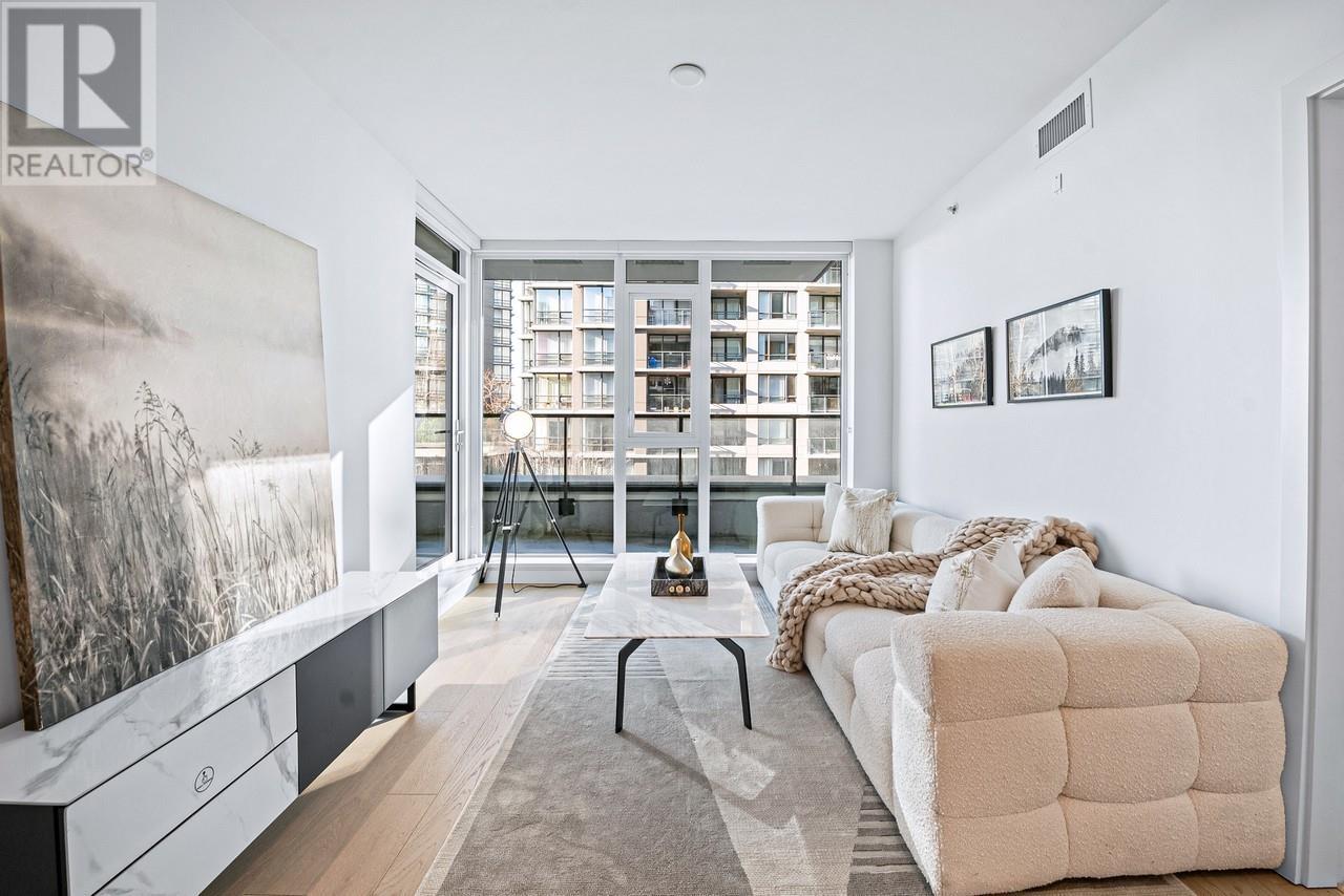 Listing Picture 11 of 33 : 501 3200 CORVETTE WAY, Richmond / 烈治文 - 魯藝地產 Yvonne Lu Group - MLS Medallion Club Member