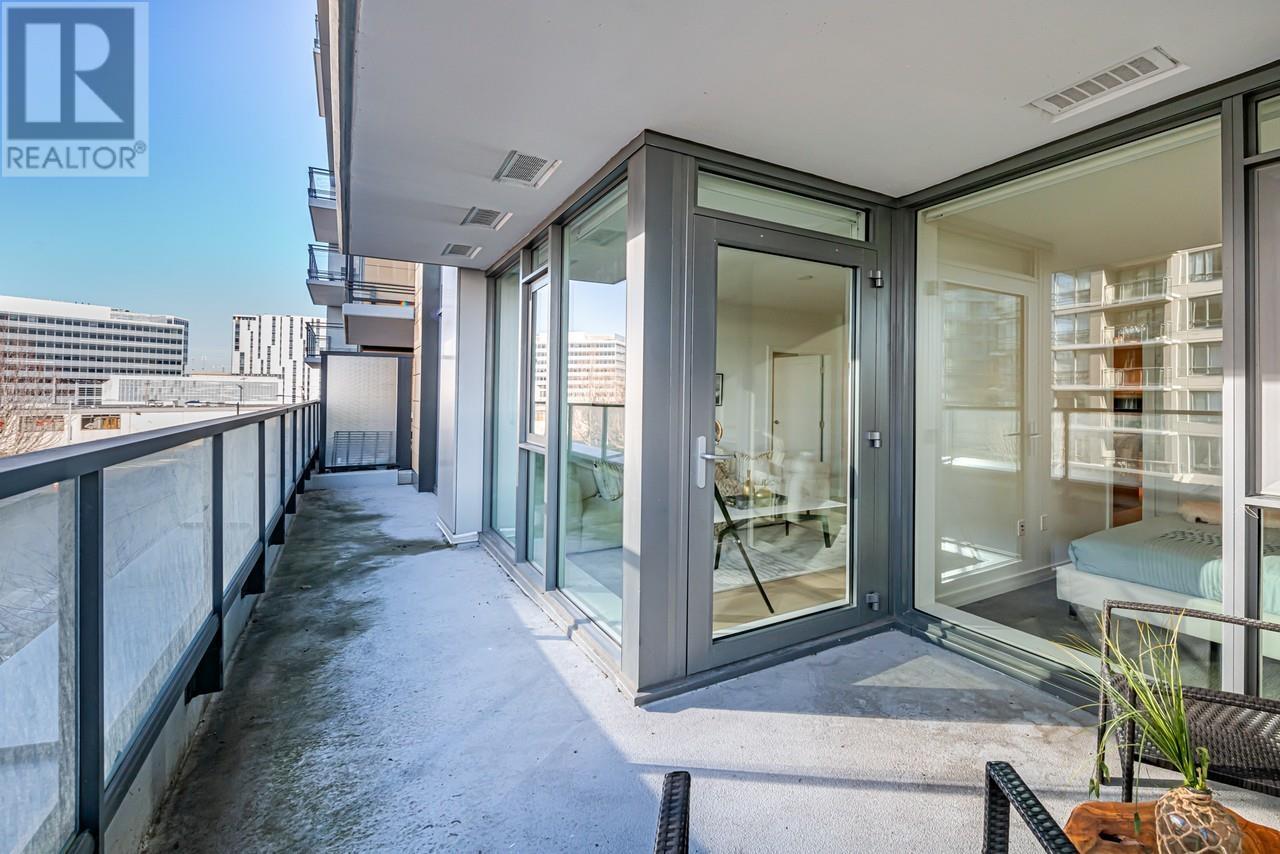 Listing Picture 21 of 33 : 501 3200 CORVETTE WAY, Richmond / 烈治文 - 魯藝地產 Yvonne Lu Group - MLS Medallion Club Member