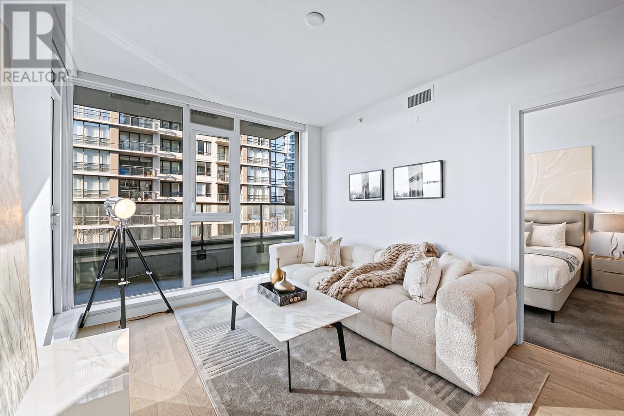 Listing Picture 9 of 33 : 501 3200 CORVETTE WAY, Richmond / 烈治文 - 魯藝地產 Yvonne Lu Group - MLS Medallion Club Member
