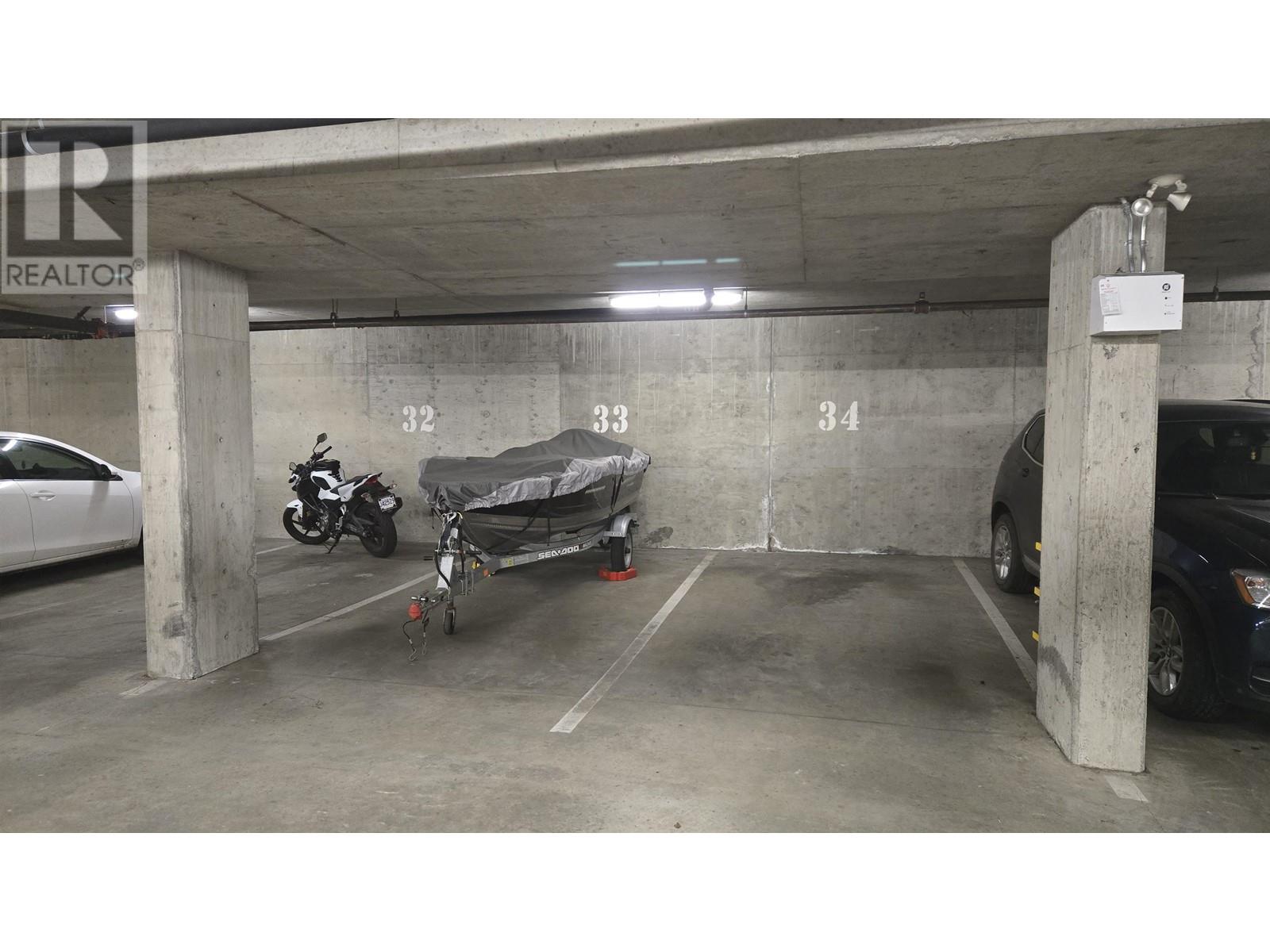 Listing Picture 19 of 19 : 305 3235 W 4TH AVENUE, Vancouver / 溫哥華 - 魯藝地產 Yvonne Lu Group - MLS Medallion Club Member