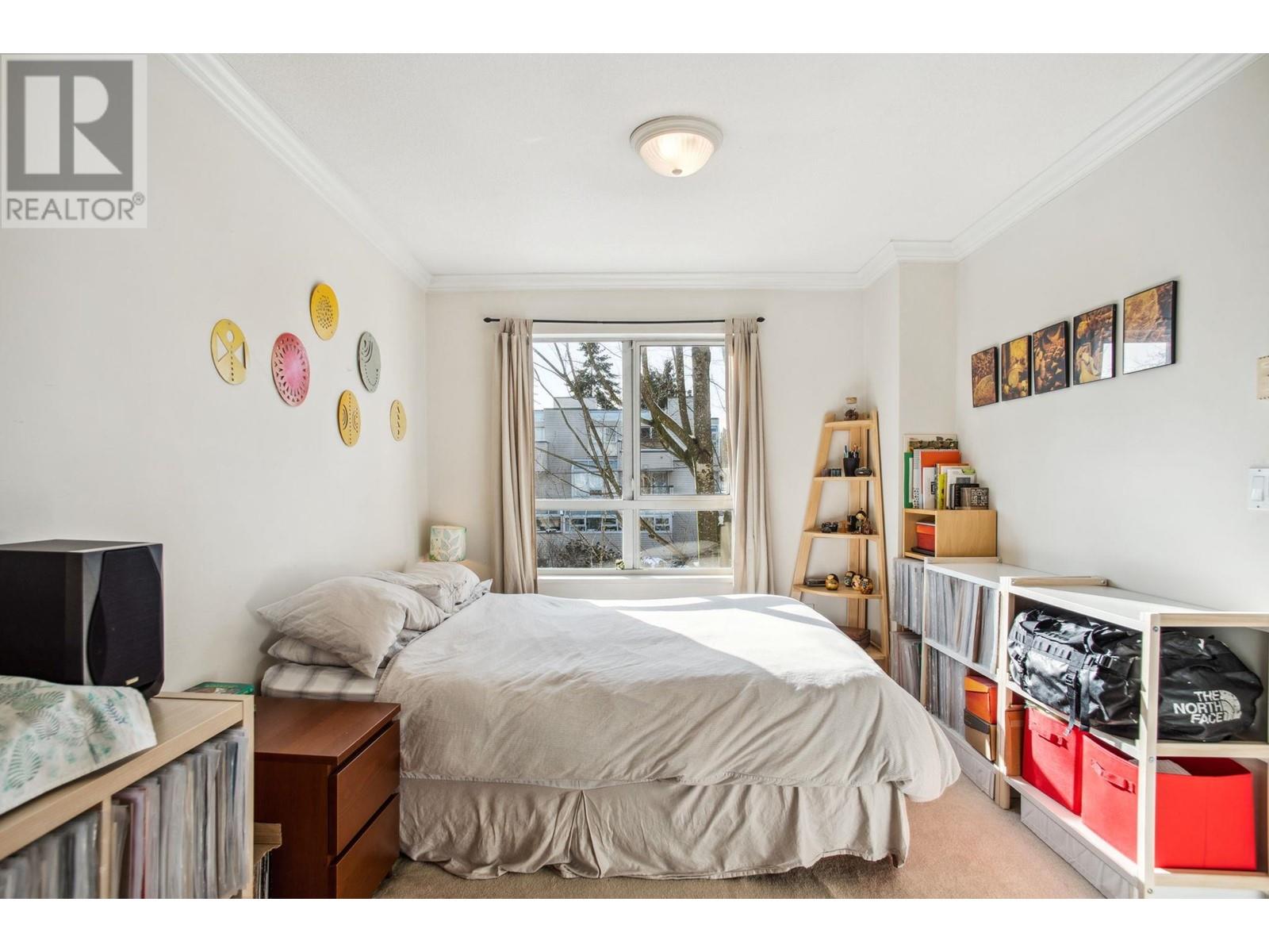 Listing Picture 14 of 19 : 305 3235 W 4TH AVENUE, Vancouver / 溫哥華 - 魯藝地產 Yvonne Lu Group - MLS Medallion Club Member