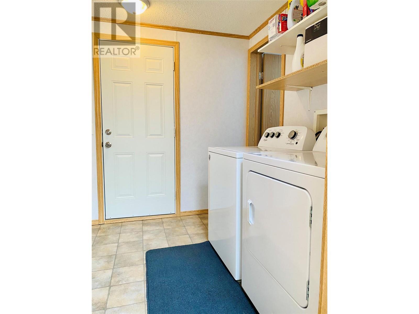 5455 ALMOND GARDENS Road Unit# B4 Grand Forks