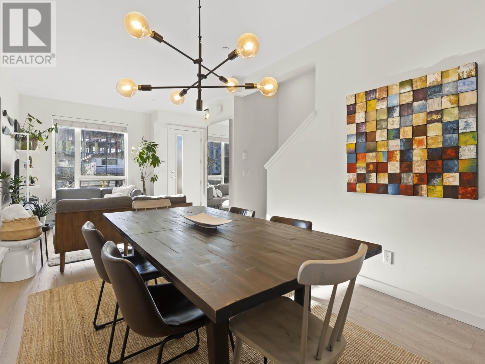 Listing Picture 9 of 40 : 2765 DUKE STREET, Vancouver / 溫哥華 - 魯藝地產 Yvonne Lu Group - MLS Medallion Club Member