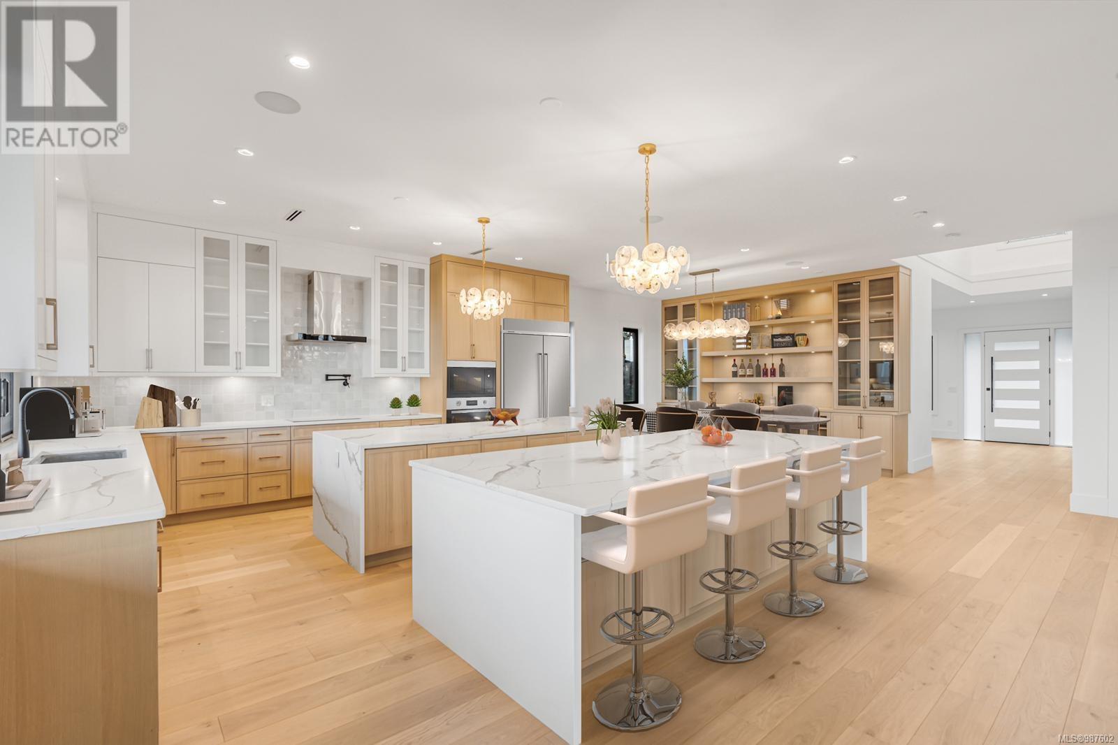 Property at 2177 Navigators Rise image 4