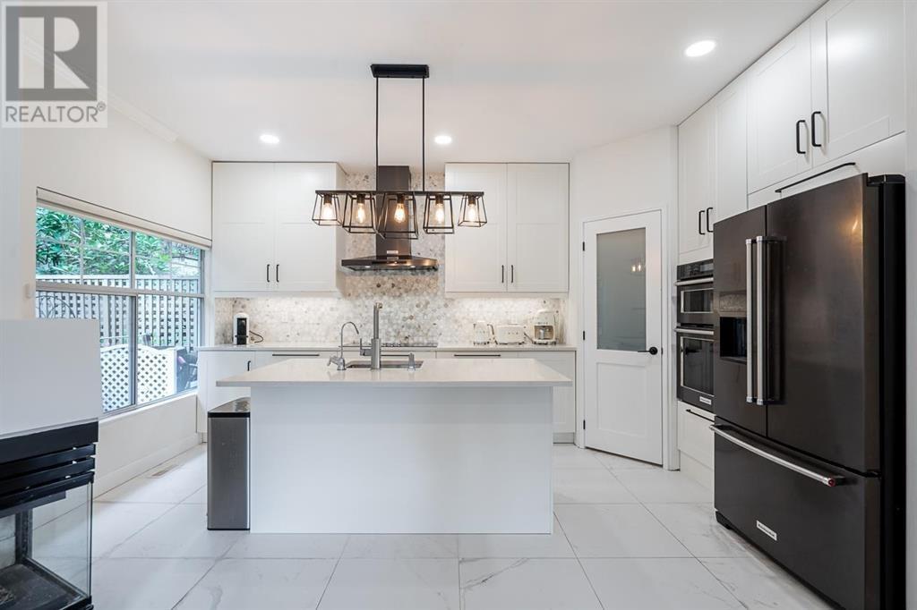 7 2979 PANORAMA DRIVE