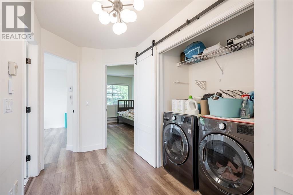 7 2979 PANORAMA DRIVE