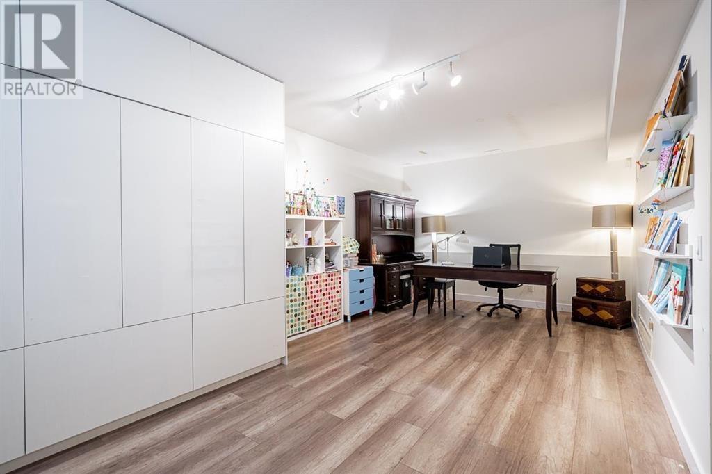 7 2979 PANORAMA DRIVE