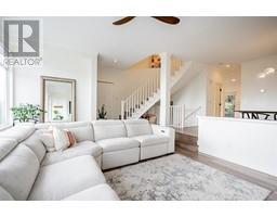 7 2979 PANORAMA DRIVE