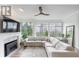 7 2979 PANORAMA DRIVE