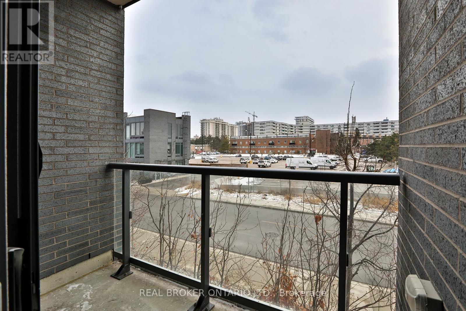 208 - 2 Sonic Way, Toronto, Ontario  M3C 0P2 - Photo 11 - C11940027