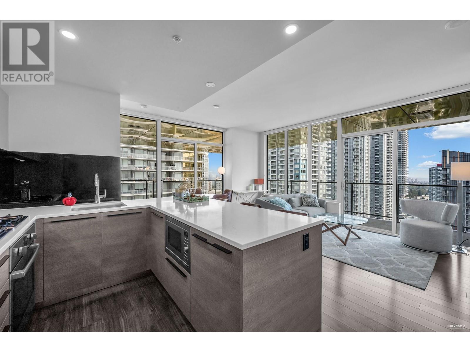 Listing Picture 8 of 33 : 2303 6288 CASSIE AVENUE, Burnaby / 本拿比 - 魯藝地產 Yvonne Lu Group - MLS Medallion Club Member