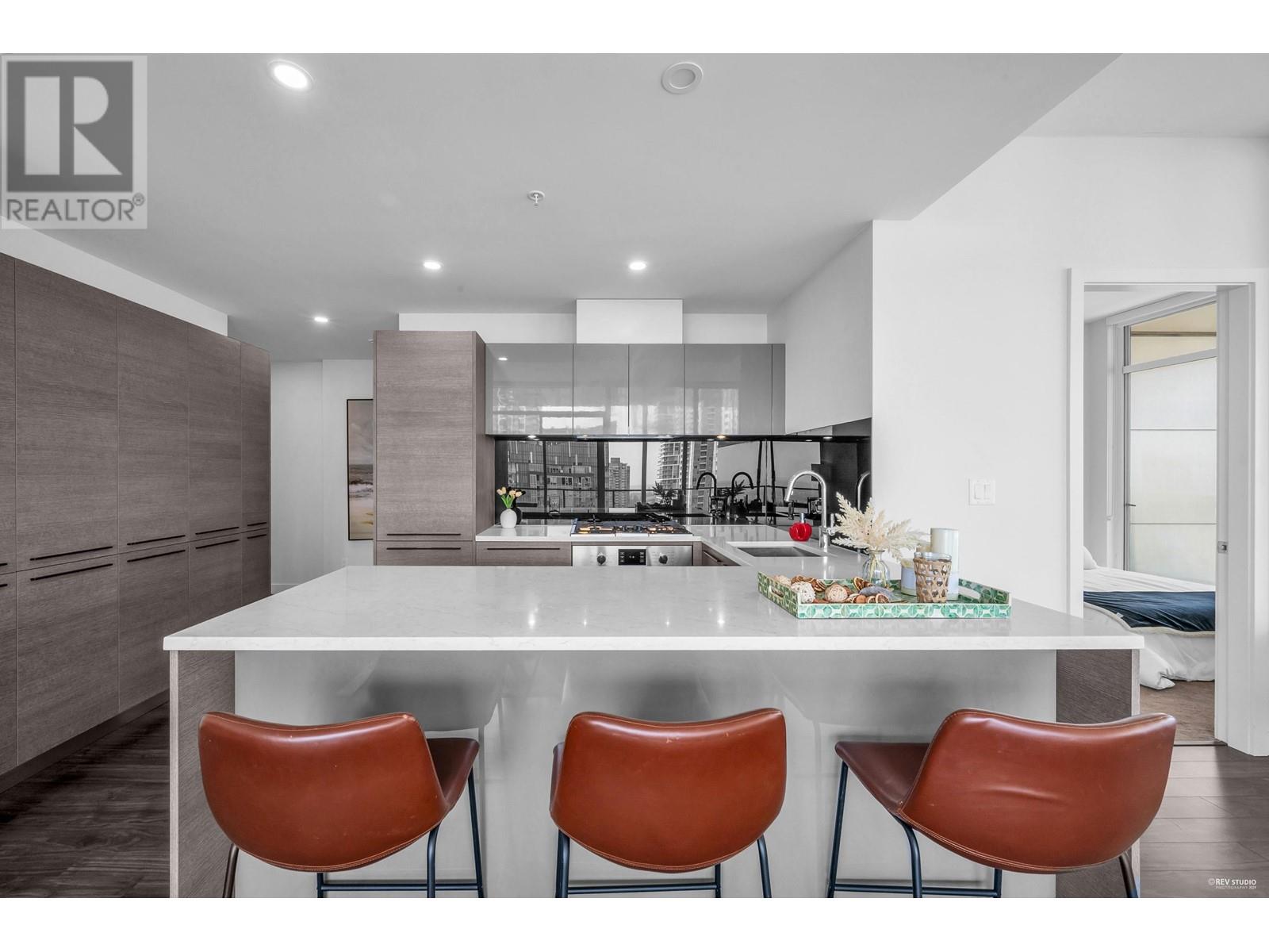 Listing Picture 10 of 33 : 2303 6288 CASSIE AVENUE, Burnaby / 本拿比 - 魯藝地產 Yvonne Lu Group - MLS Medallion Club Member