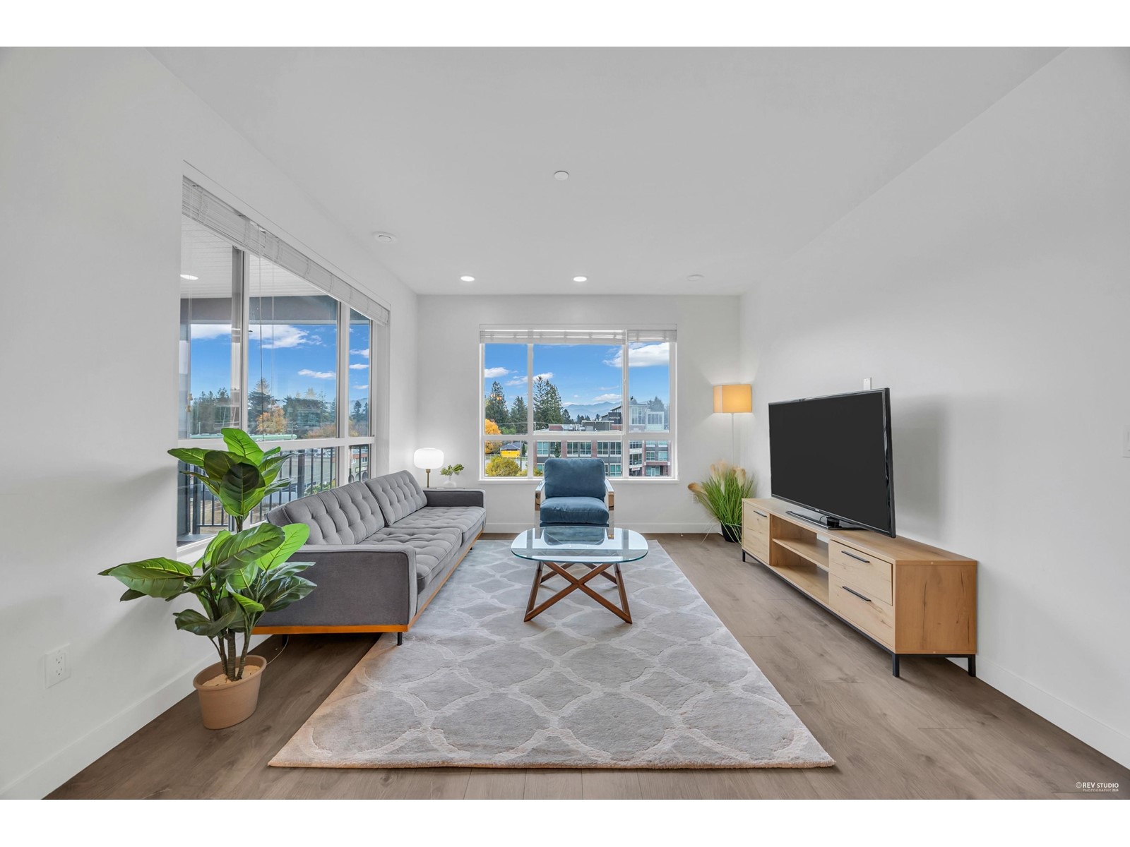 Property at 502 33530 MAYFAIR AVENUE image 4