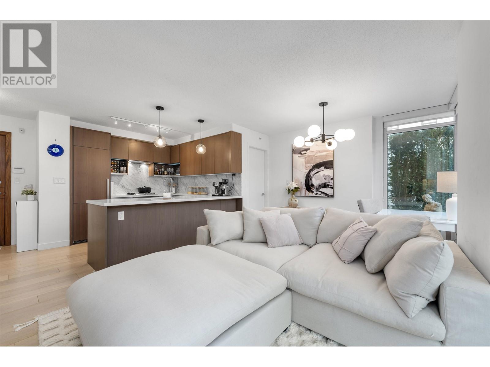 Listing Picture 3 of 25 : 503 9019 COOK ROAD, Richmond / 烈治文 - 魯藝地產 Yvonne Lu Group - MLS Medallion Club Member