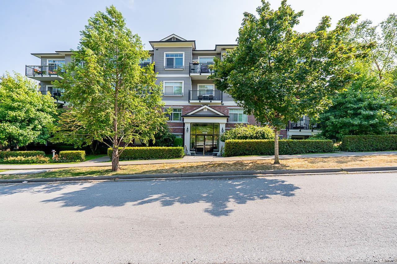 101 19530 65 Avenue, Surrey, British Columbia  V4N 6M1 - Photo 2 - R2964894