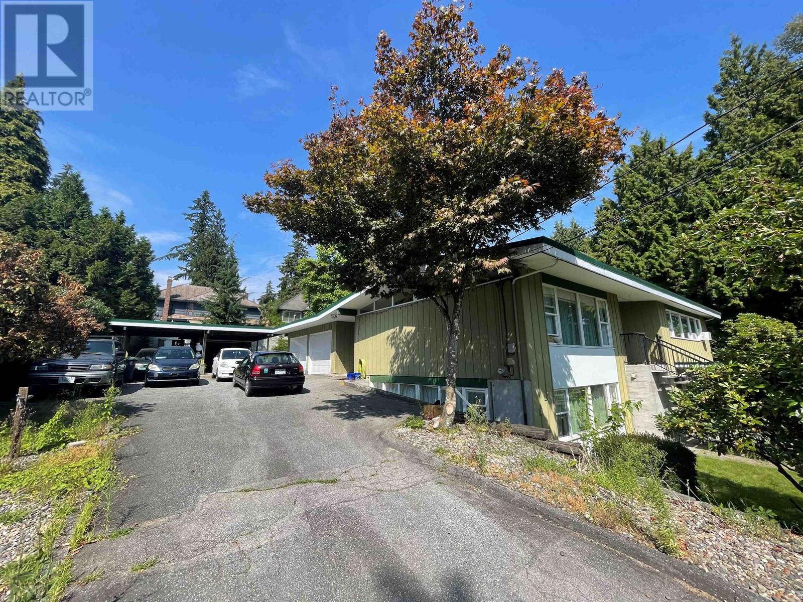 Property at 731 SHAW AVENUE image 3