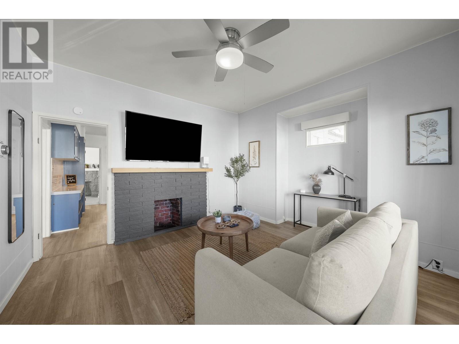 1244 E King Edward Avenue, Vancouver, British Columbia  V5V 2G4 - Photo 1 - R2965470