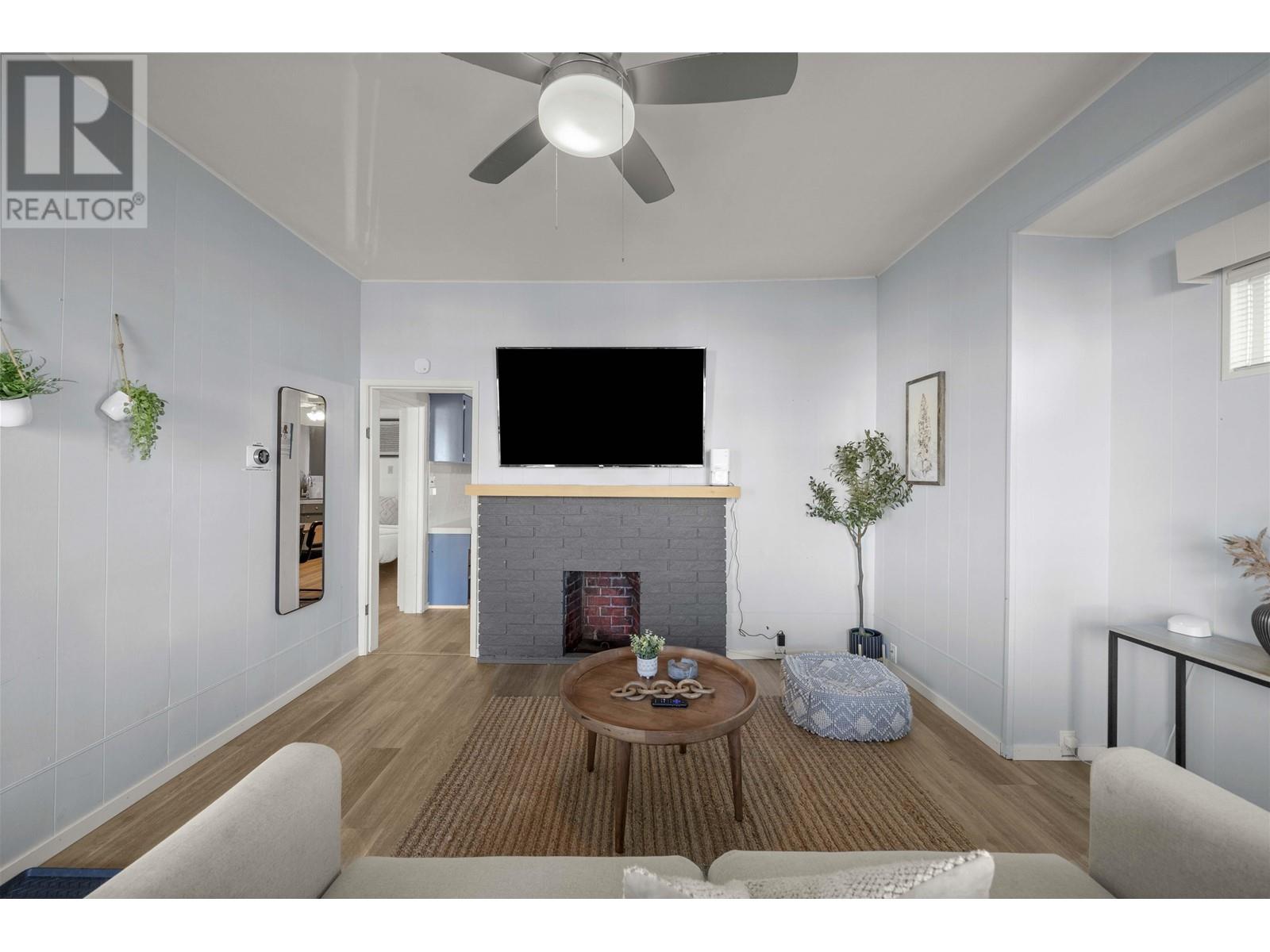 1244 E King Edward Avenue, Vancouver, British Columbia  V5V 2G4 - Photo 3 - R2965470