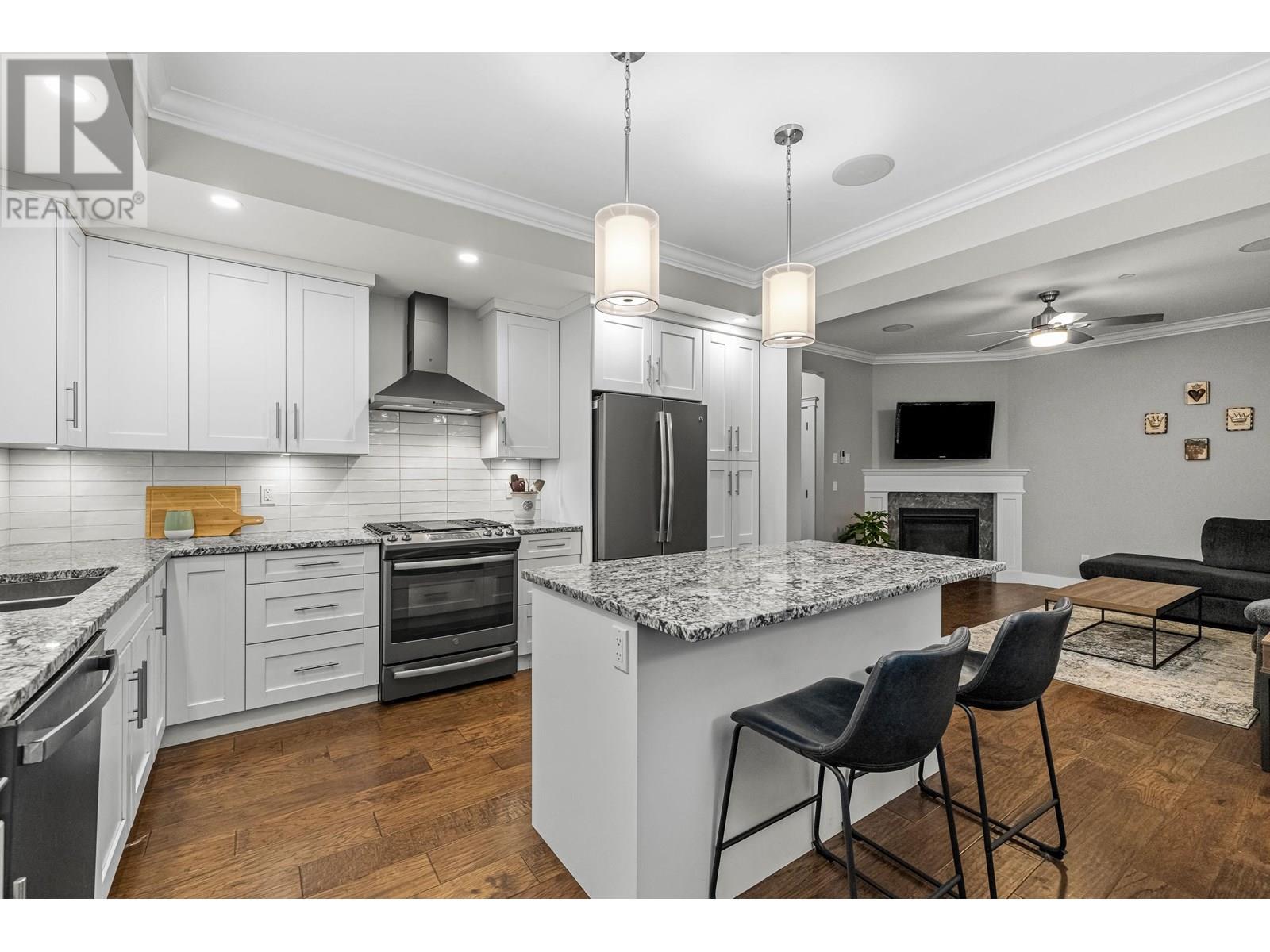 4 1488 Victoria Drive, Port Coquitlam, British Columbia  V3B 0M5 - Photo 25 - R2965499