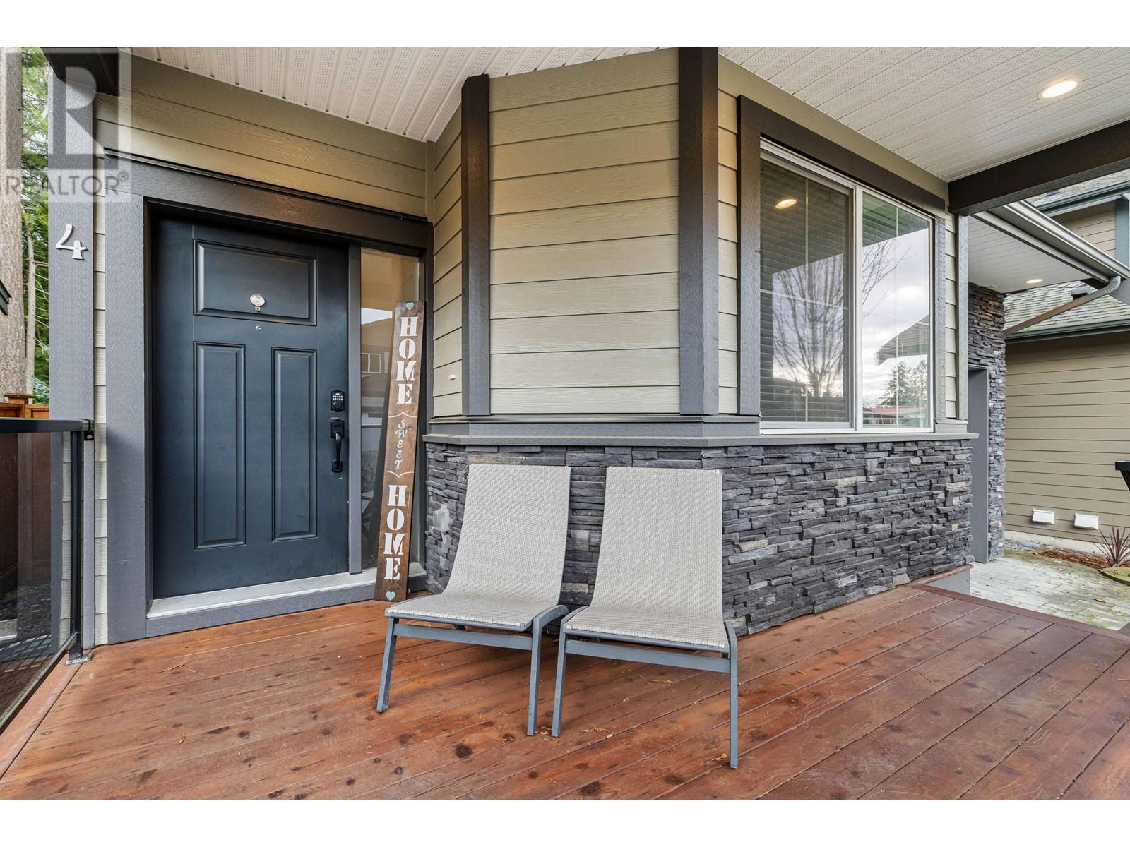Property at 4 1488 VICTORIA DRIVE image 3