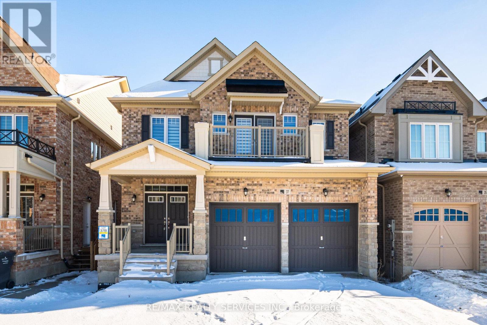 Property at 37 ROYAL FERN CRESCENT image 1