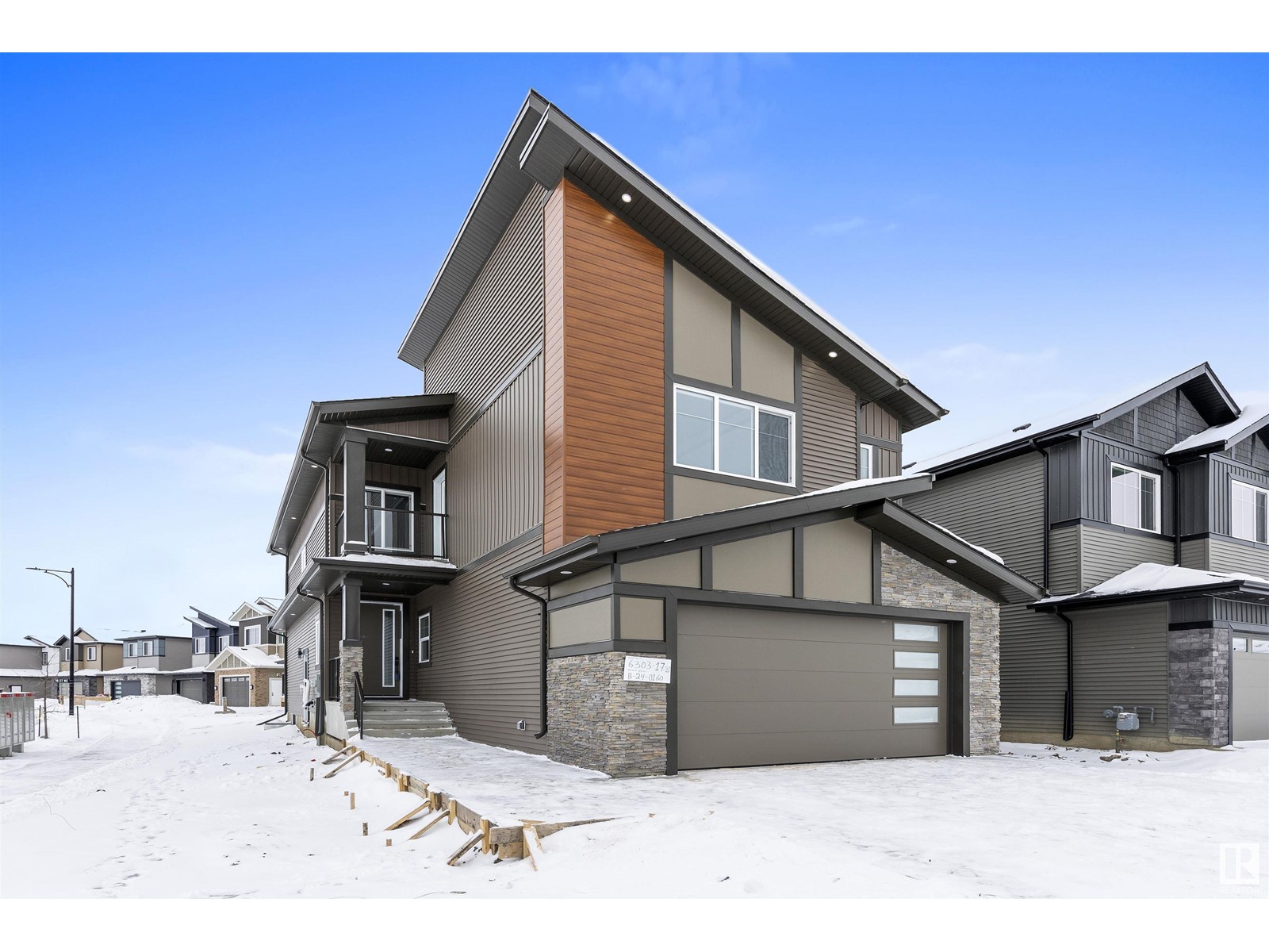 Property at #6303 17 ST NE image 2