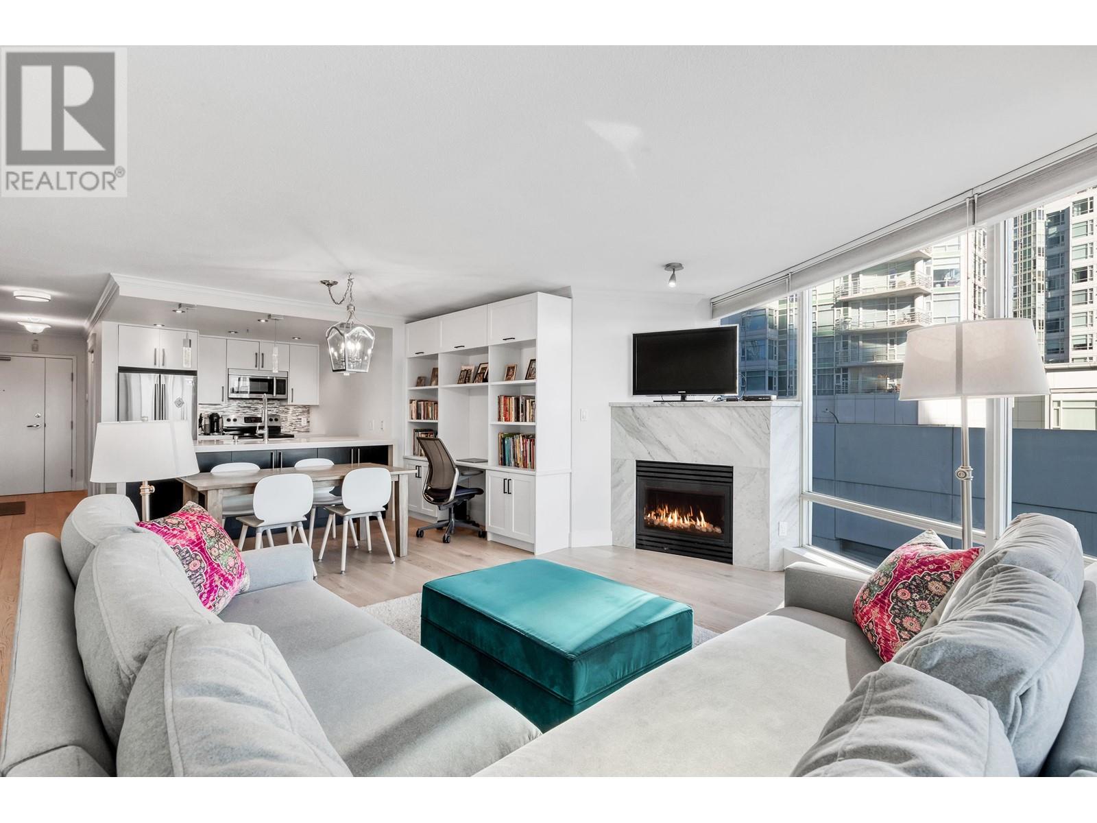 Listing Picture 6 of 26 : 305 1201 MARINASIDE CRESCENT, Vancouver / 溫哥華 - 魯藝地產 Yvonne Lu Group - MLS Medallion Club Member