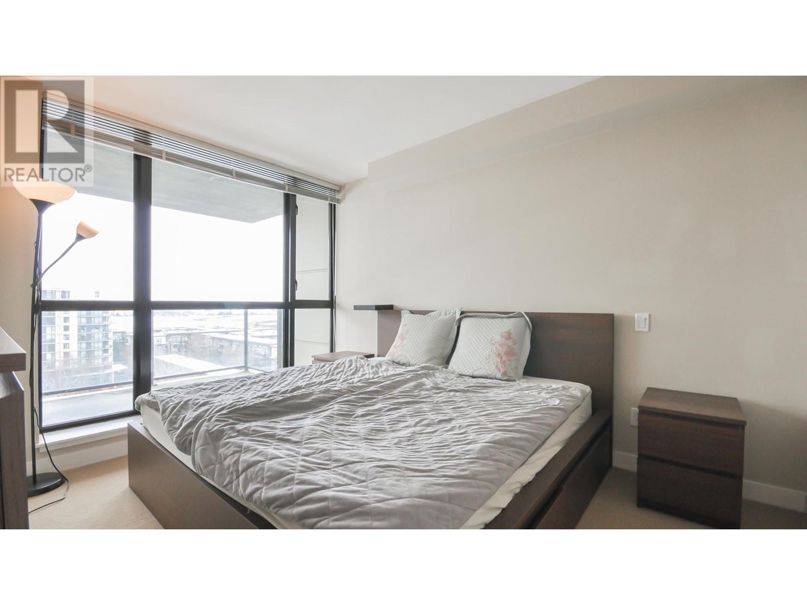 Listing Picture 8 of 21 : 1205 9180 HEMLOCK DRIVE, Richmond / 烈治文 - 魯藝地產 Yvonne Lu Group - MLS Medallion Club Member