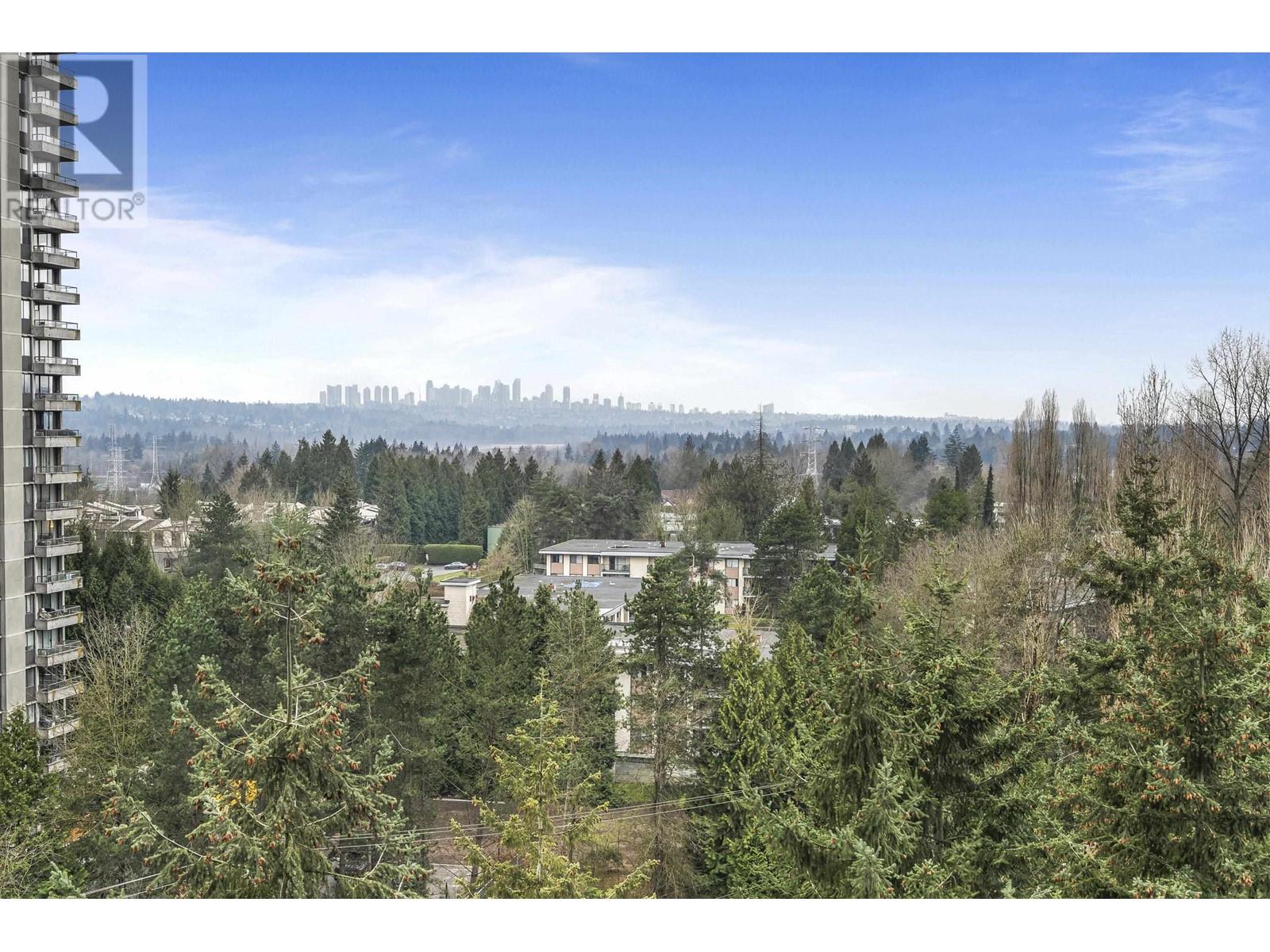 Listing Picture 15 of 26 : 1201 3771 BARTLETT COURT, Burnaby / 本拿比 - 魯藝地產 Yvonne Lu Group - MLS Medallion Club Member