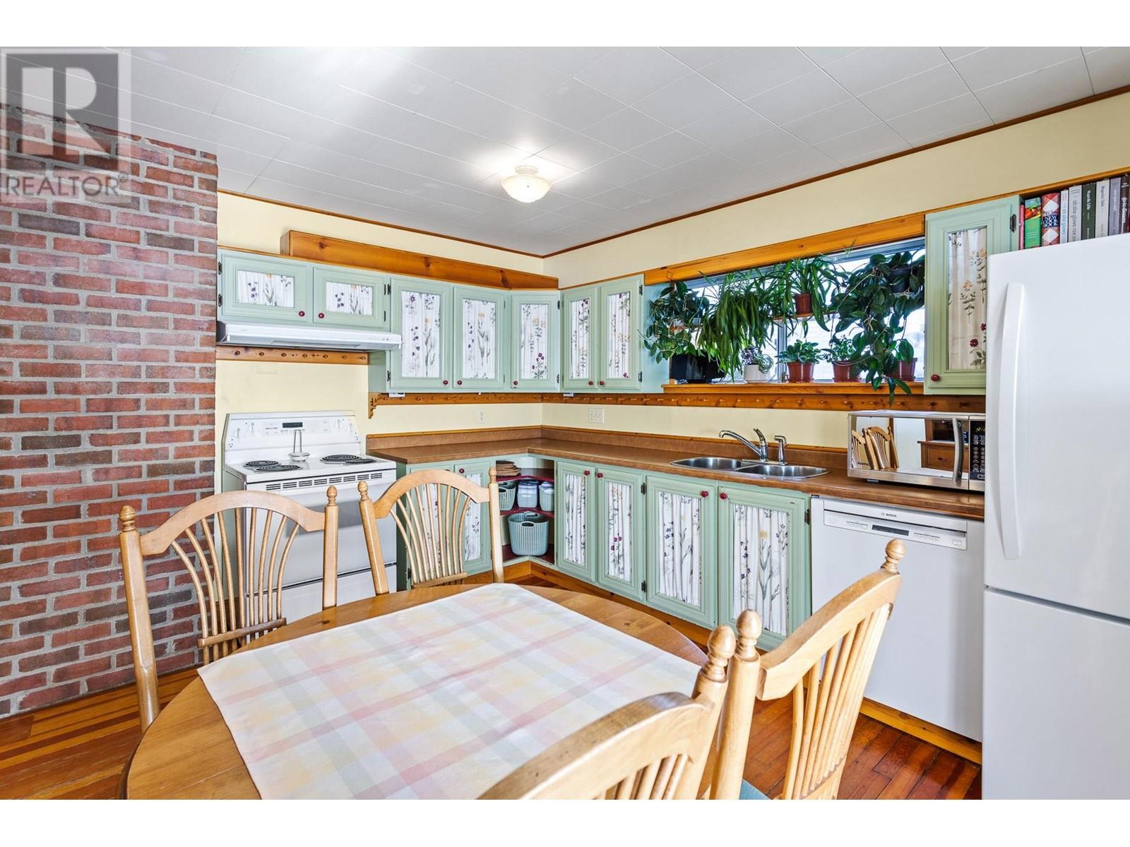 1522 Rochester Avenue, Coquitlam, British Columbia  V3K 2X6 - Photo 13 - R2965360