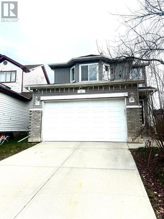 Property at 47 SADDALEBACK Way NE image 1