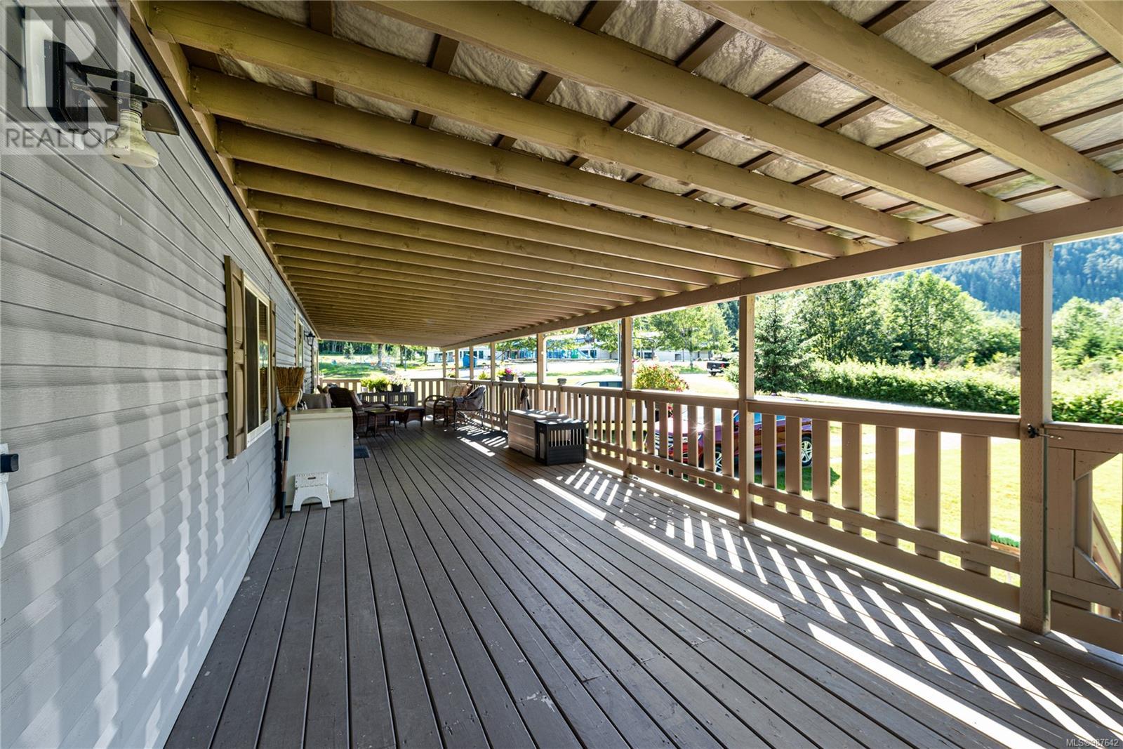 701 Kelsey Way, Sayward, British Columbia  V0P 1R0 - Photo 26 - 987642