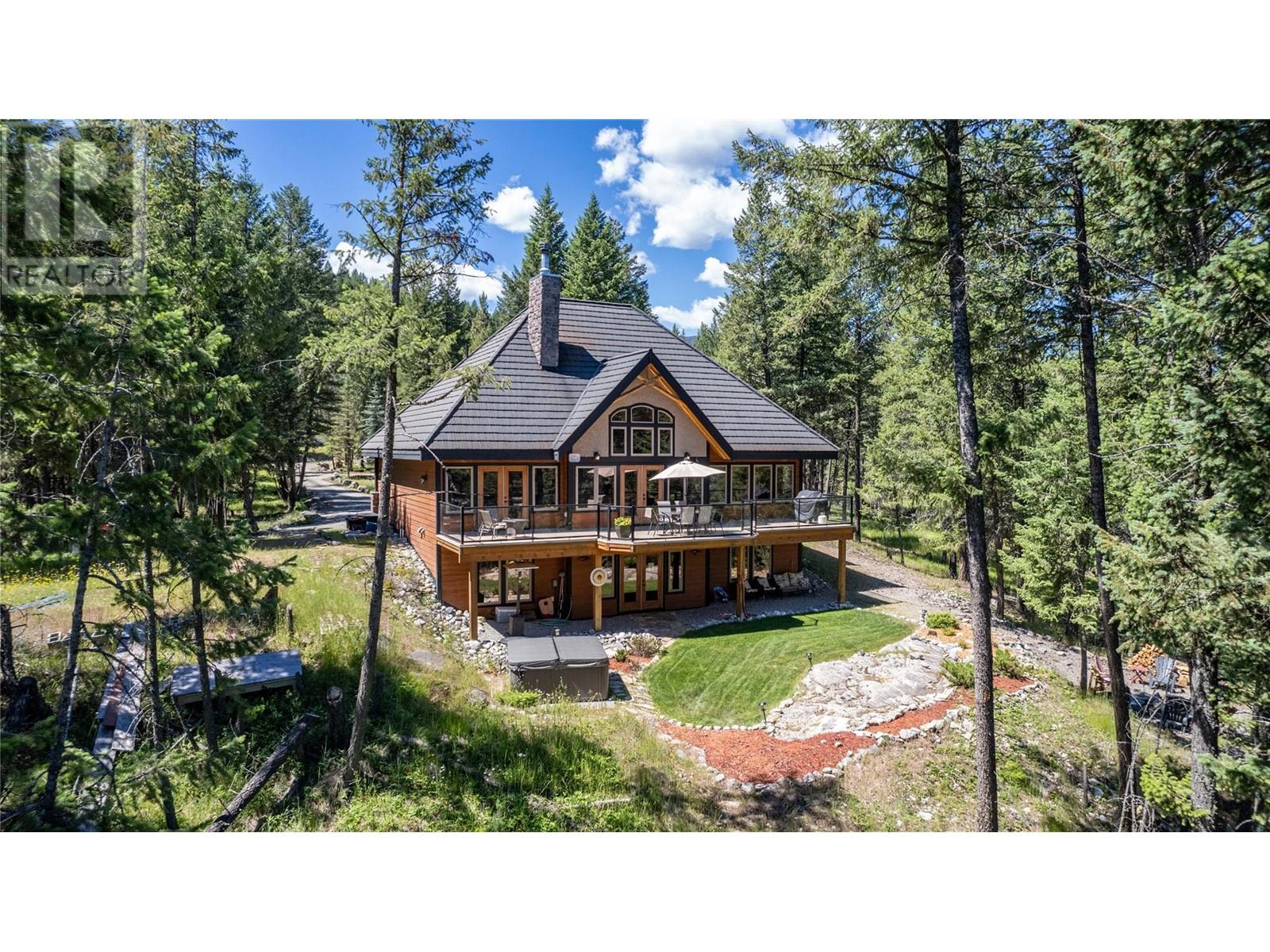 9865 Osprey Landing Drive, Wardner, British Columbia  V0B 2J0 - Photo 2 - 10334989