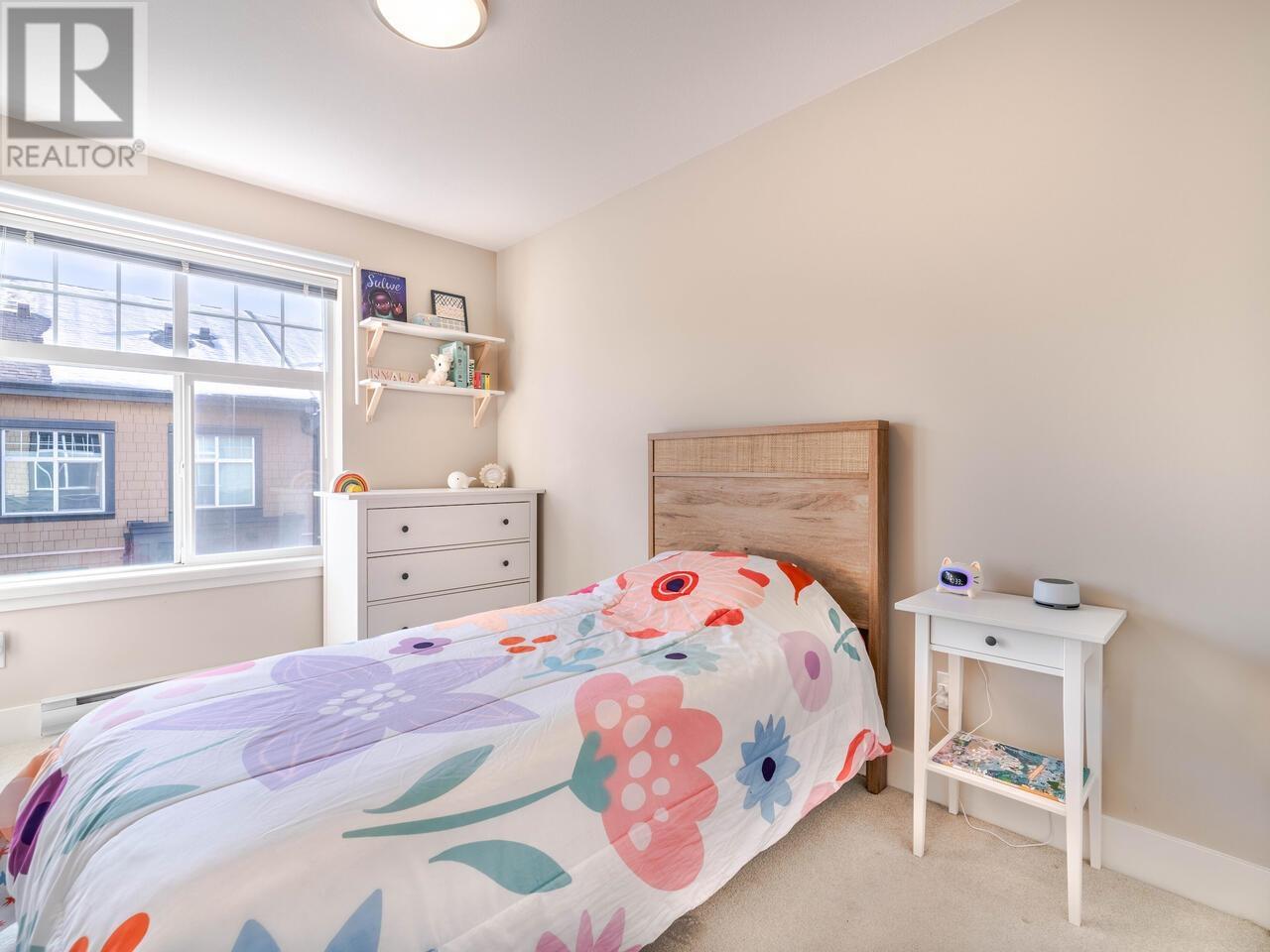 Listing Picture 19 of 27 : 42 6088 BERESFORD STREET, Burnaby / 本拿比 - 魯藝地產 Yvonne Lu Group - MLS Medallion Club Member