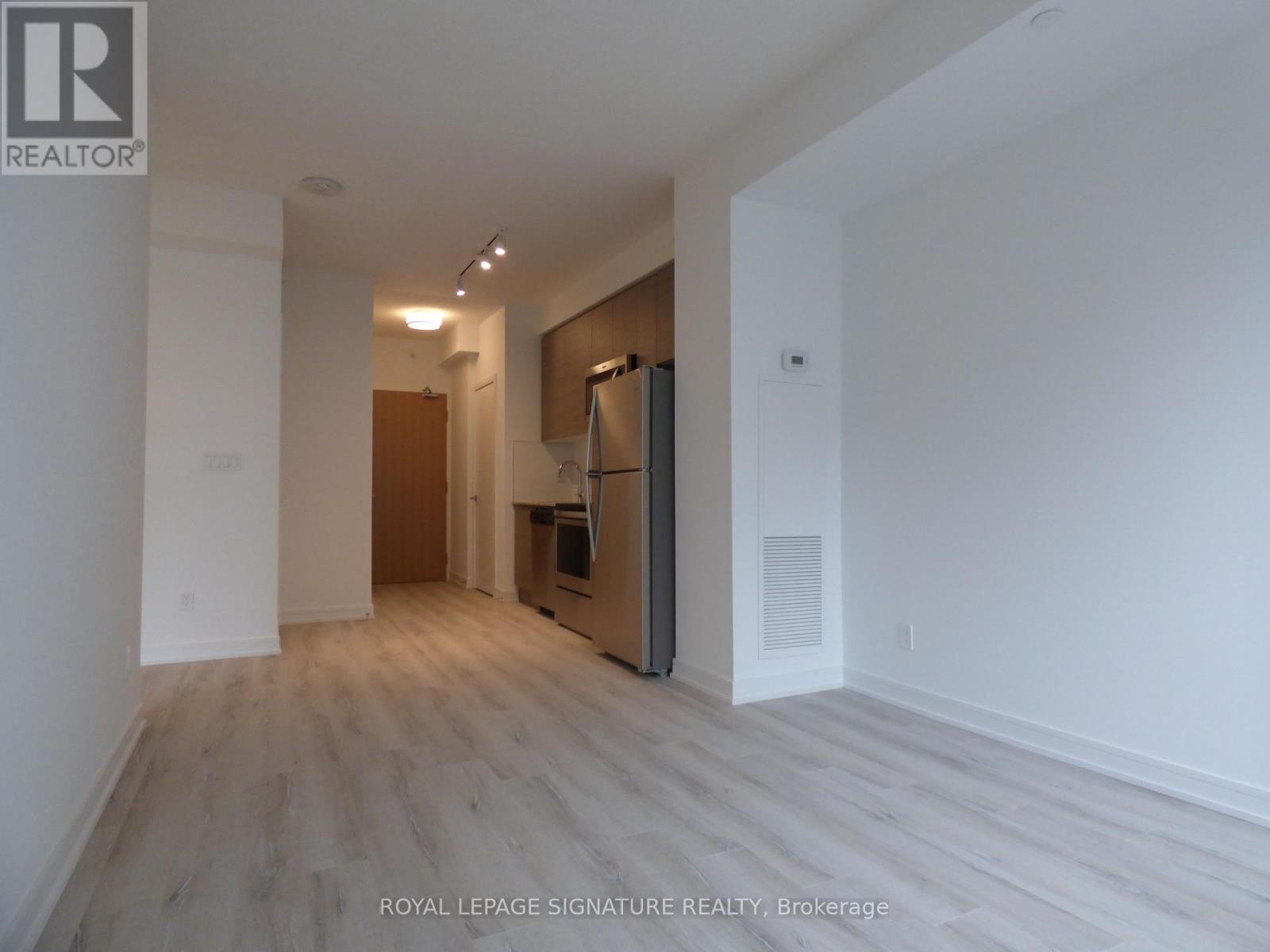 527 - 621 Sheppard Avenue E, Toronto, Ontario  M2K 0G4 - Photo 3 - C11949576