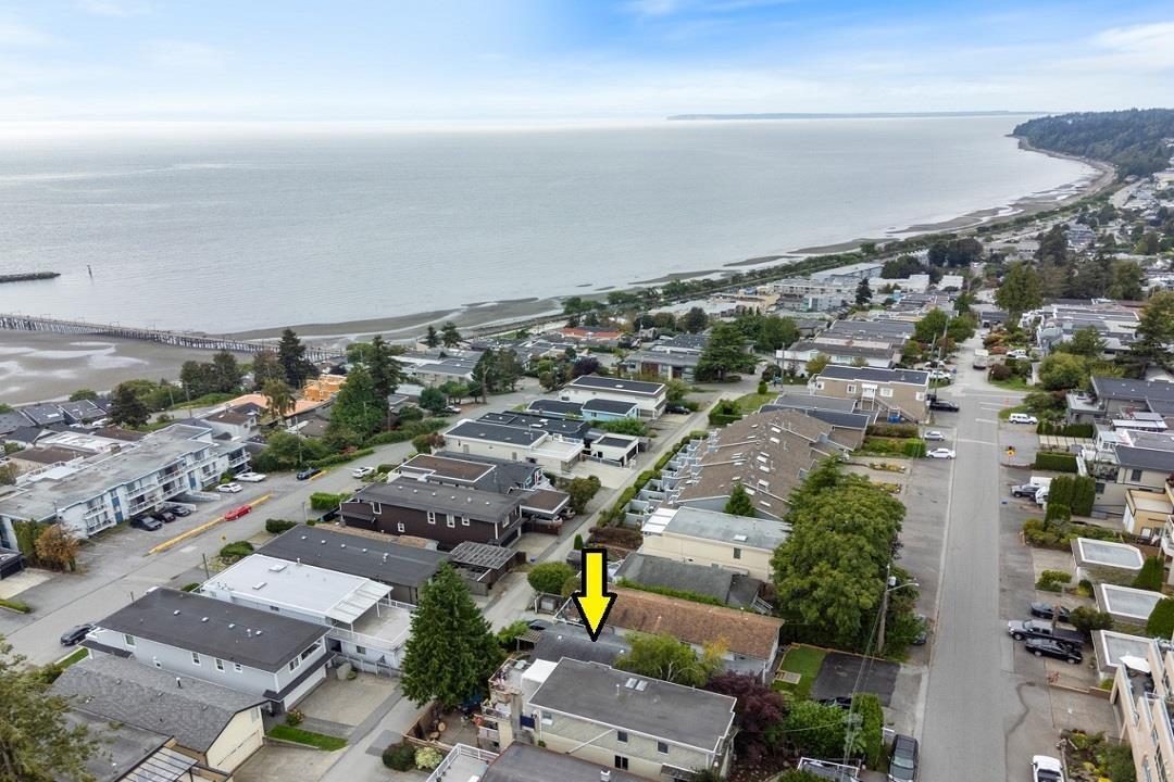 Property at 15176 BEACHVIEW AVENUE image 3