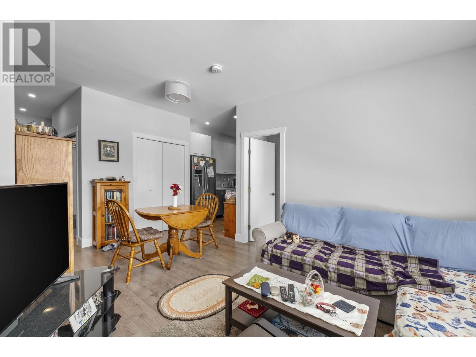 202 22315 122 Avenue, Maple Ridge, British Columbia  V2X 4K7 - Photo 6 - R2965520