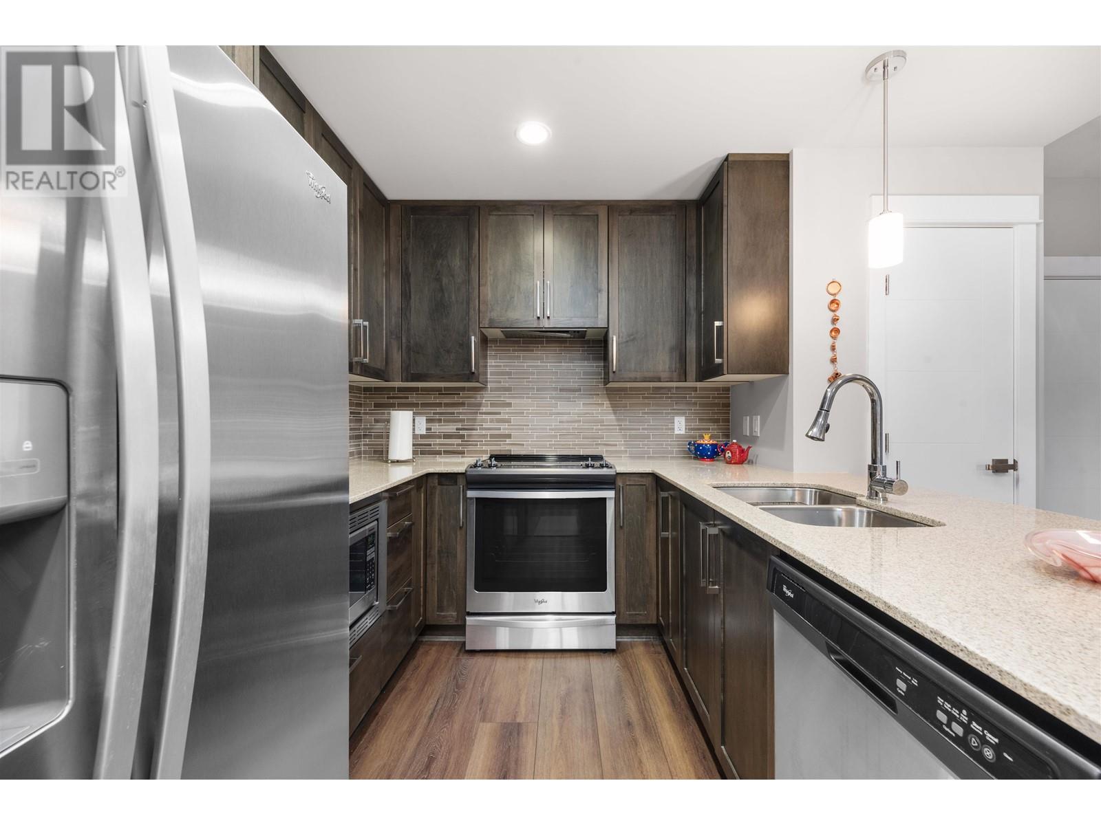 402 2495 Wilson Avenue, Port Coquitlam, British Columbia  V3C 0E4 - Photo 7 - R2965540