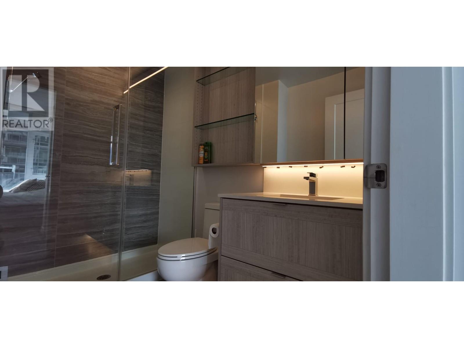 Listing Picture 11 of 26 : 901 2311 BETA AVENUE, Burnaby / 本拿比 - 魯藝地產 Yvonne Lu Group - MLS Medallion Club Member
