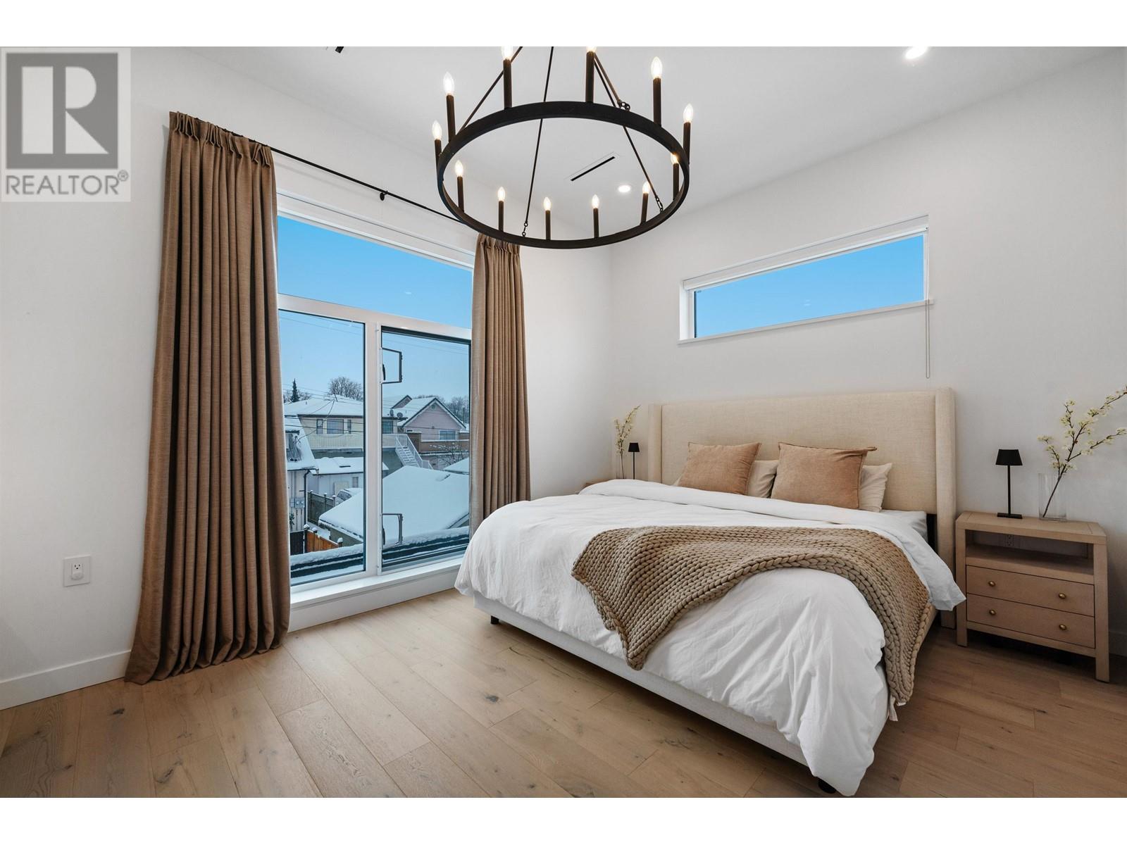 Listing Picture 13 of 35 : 258 E 37TH AVENUE, Vancouver / 溫哥華 - 魯藝地產 Yvonne Lu Group - MLS Medallion Club Member