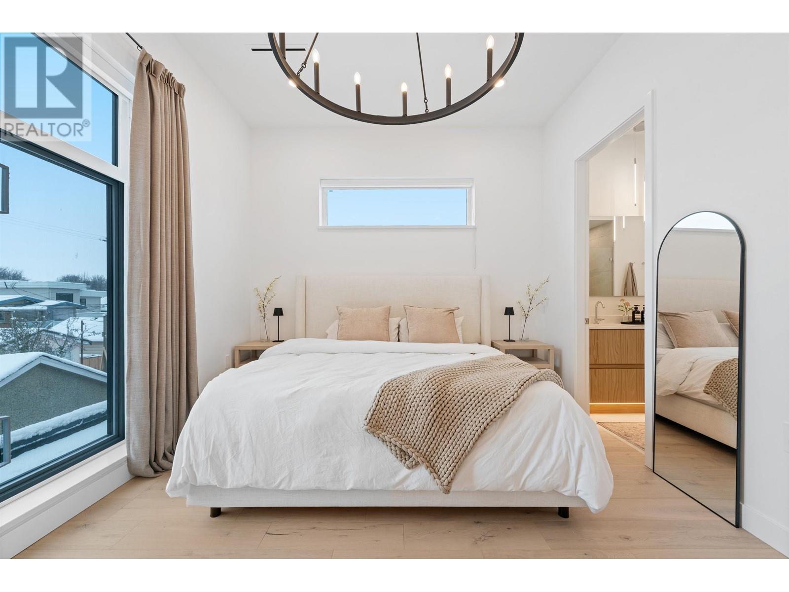 Listing Picture 14 of 35 : 258 E 37TH AVENUE, Vancouver / 溫哥華 - 魯藝地產 Yvonne Lu Group - MLS Medallion Club Member