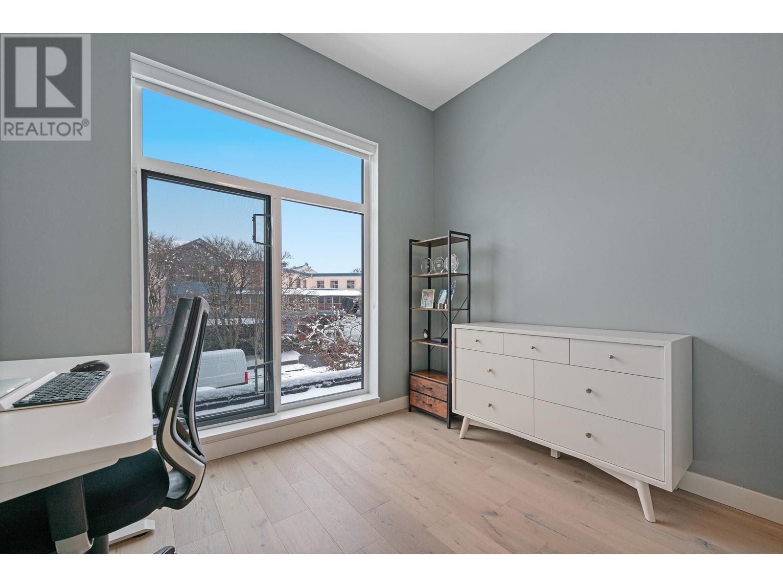 Listing Picture 23 of 35 : 258 E 37TH AVENUE, Vancouver / 溫哥華 - 魯藝地產 Yvonne Lu Group - MLS Medallion Club Member