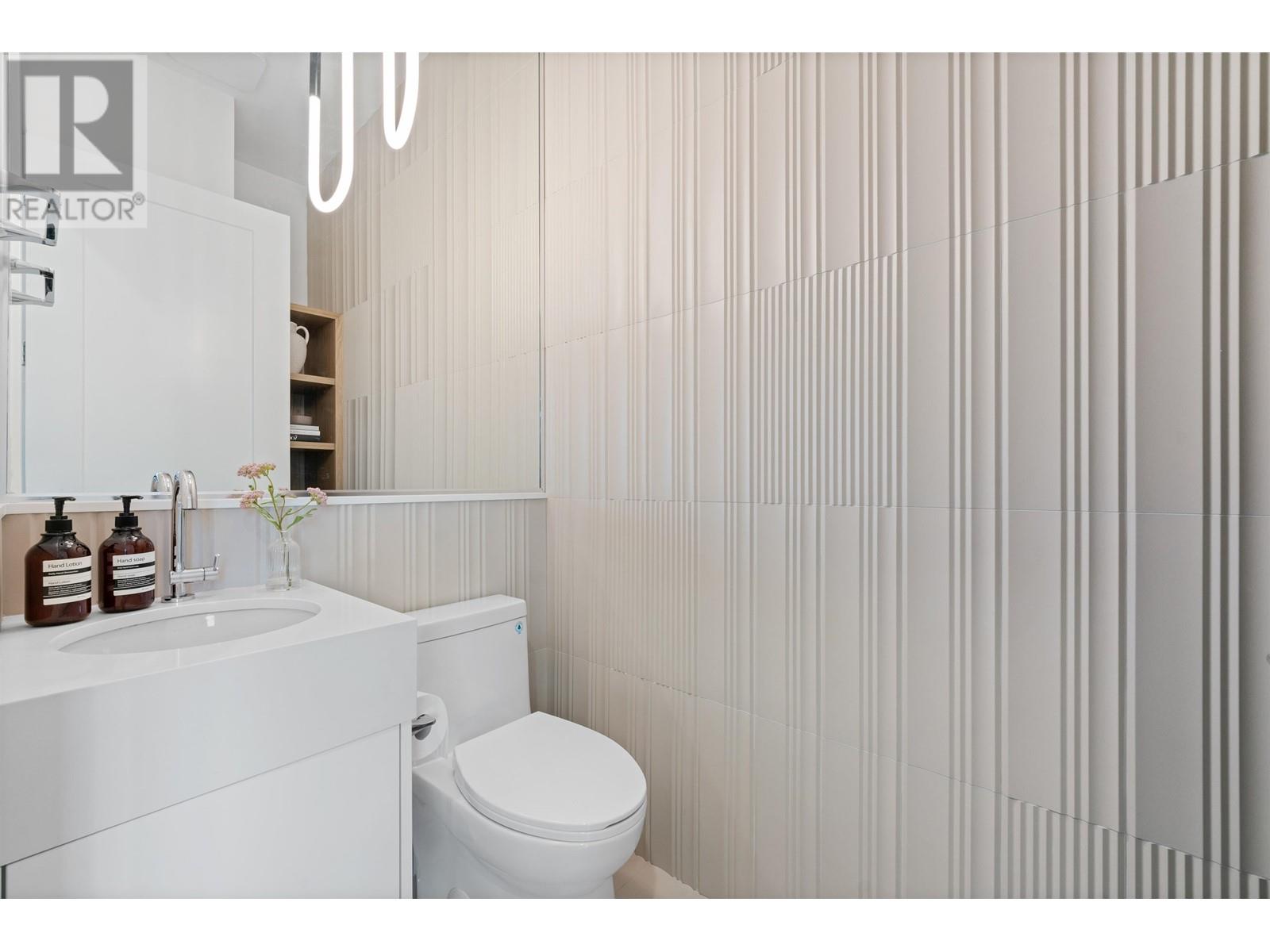 Listing Picture 27 of 35 : 258 E 37TH AVENUE, Vancouver / 溫哥華 - 魯藝地產 Yvonne Lu Group - MLS Medallion Club Member