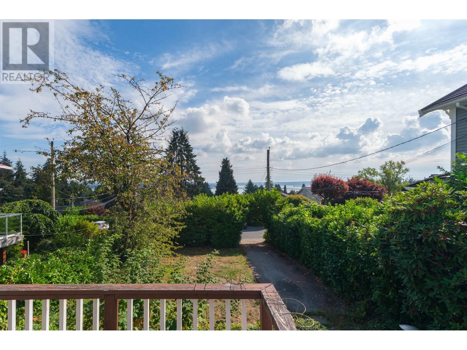 1427 Lawson Avenue, West Vancouver, British Columbia  V7T 2E9 - Photo 6 - R2965561