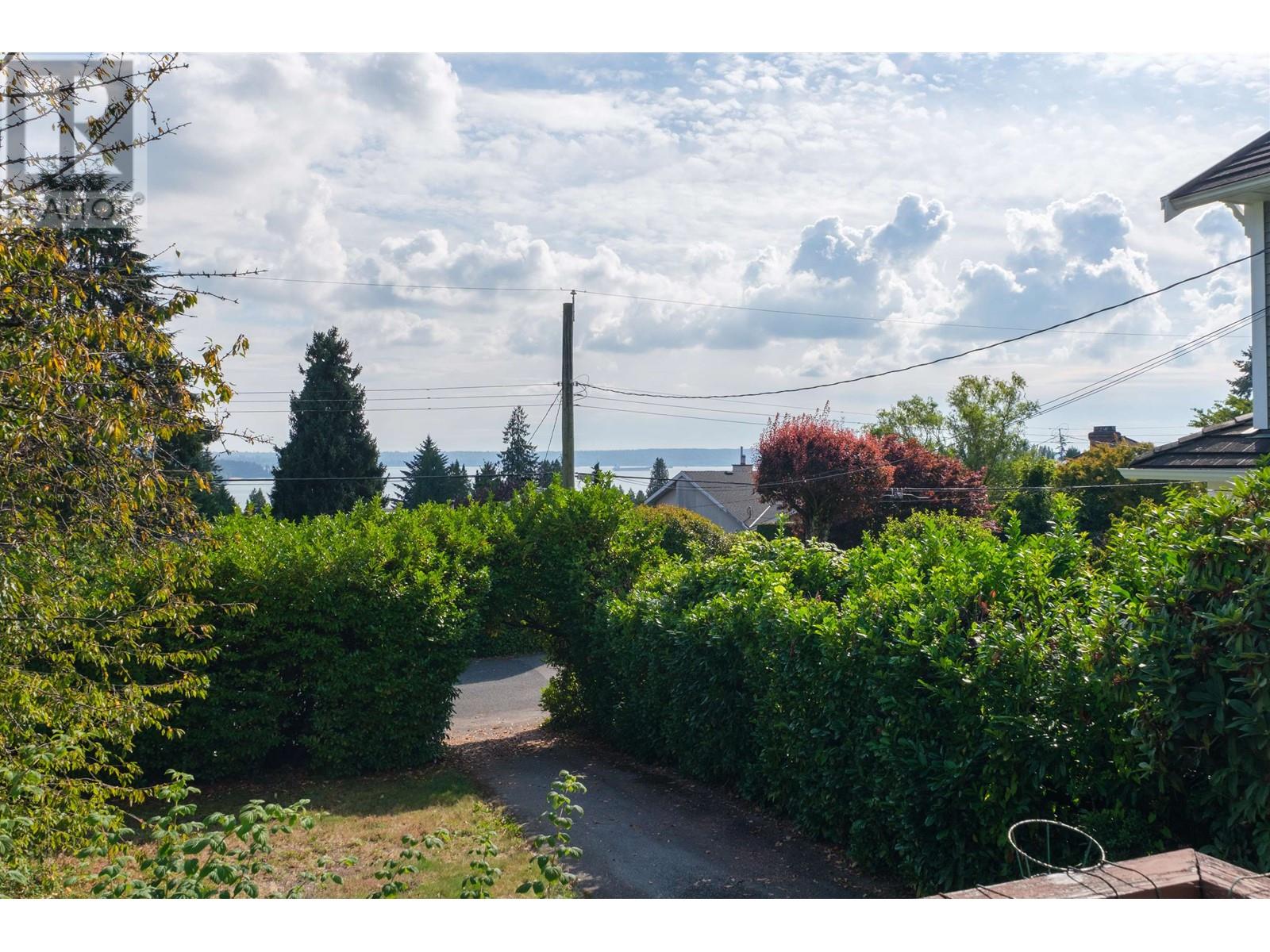 1427 Lawson Avenue, West Vancouver, British Columbia  V7T 2E9 - Photo 8 - R2965561