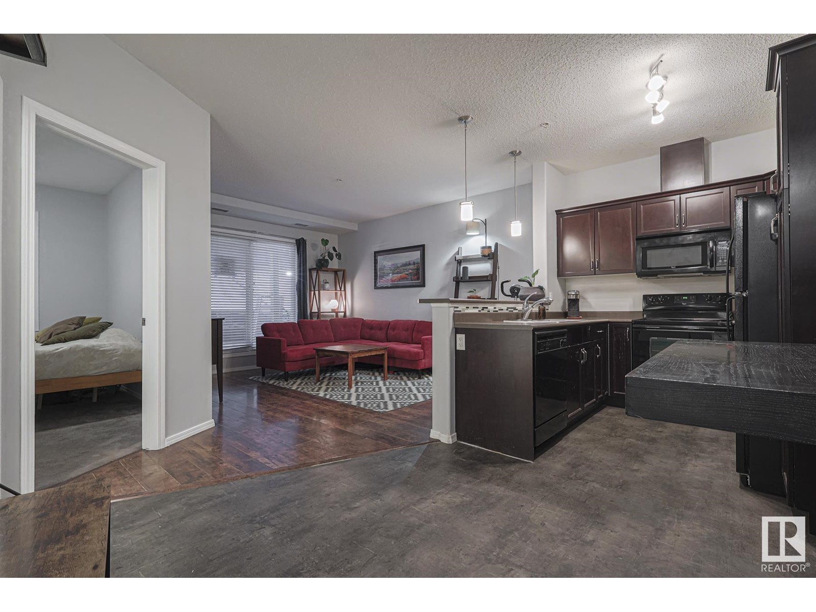 Property at #137 7825 71 ST NW image 3