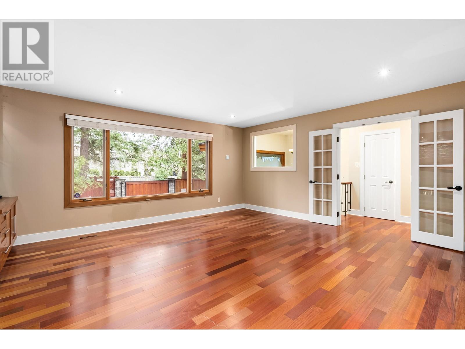 Property at 4793 CAPILANO ROAD image 5
